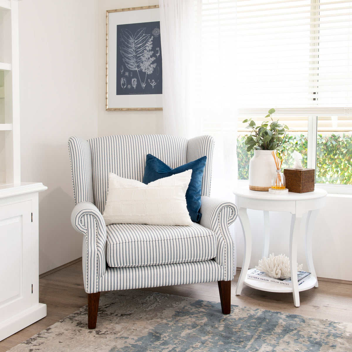 Hamptons discount style armchair